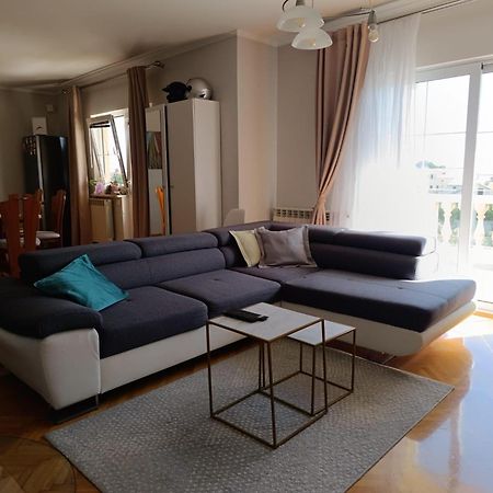 Apartman Haus Maja Banjol Extérieur photo