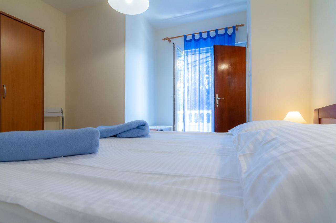 Apartman Haus Maja Banjol Extérieur photo