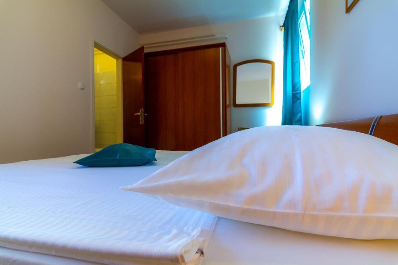 Apartman Haus Maja Banjol Extérieur photo