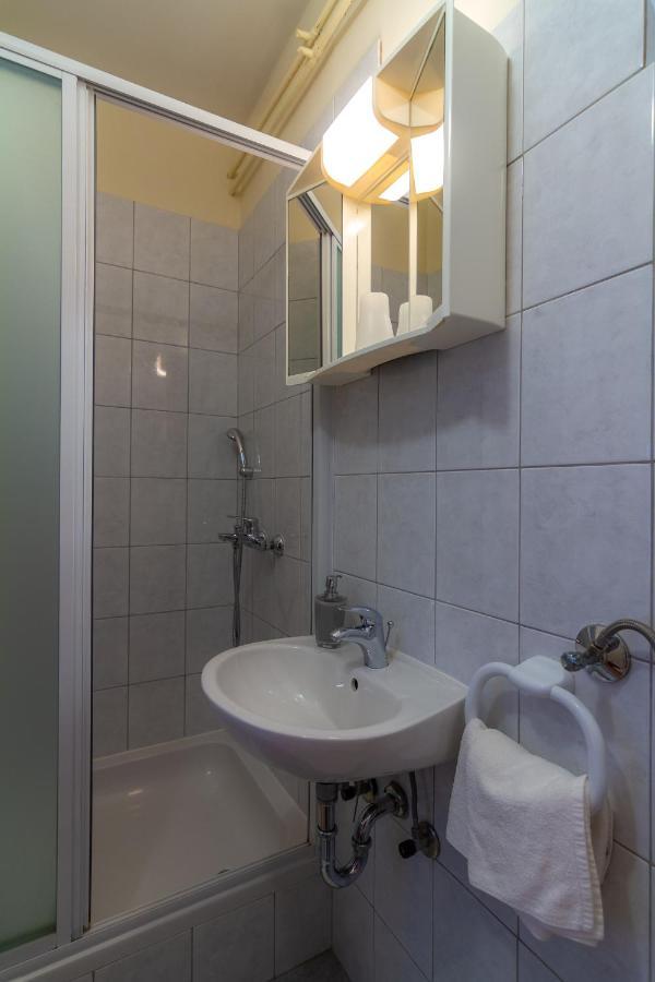 Apartman Haus Maja Banjol Extérieur photo