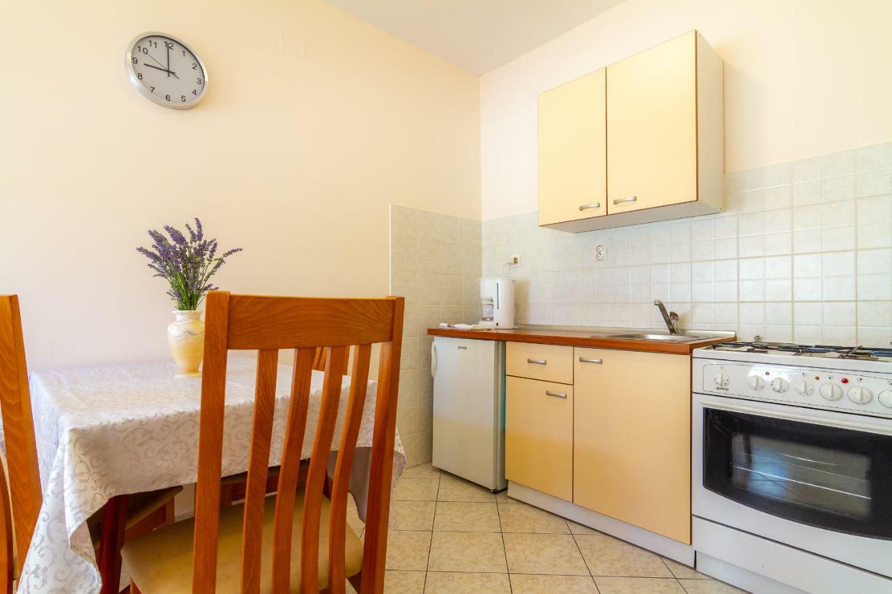 Apartman Haus Maja Banjol Extérieur photo